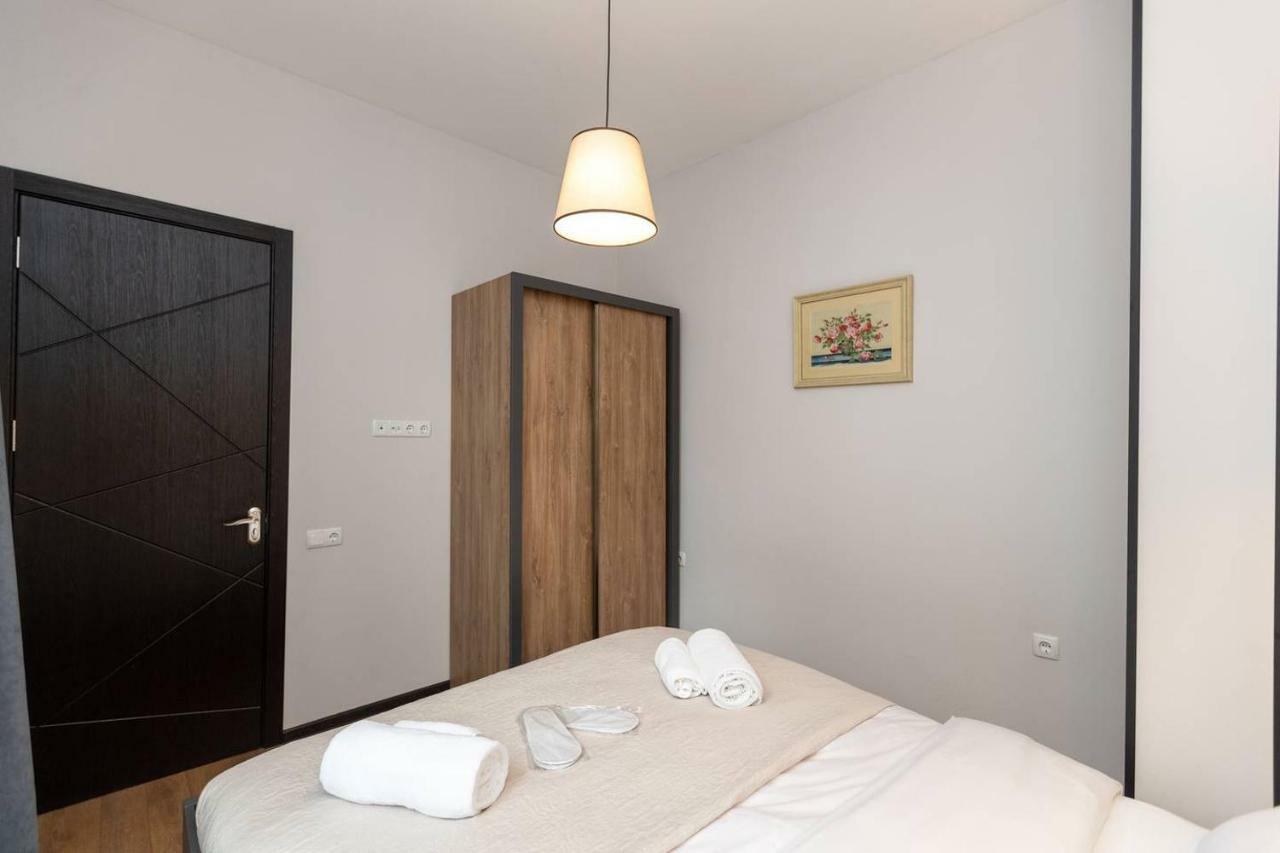 Wehost Apartment Near Fabrika Tbilisi Zewnętrze zdjęcie