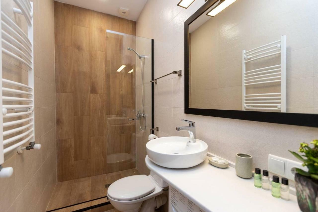 Wehost Apartment Near Fabrika Tbilisi Zewnętrze zdjęcie